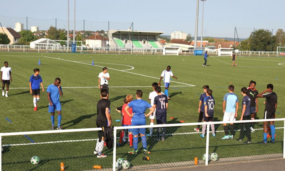 Campamento de verano de fútbol en Francia - Nacel