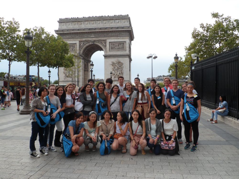 Australian student exchage in France -group picture