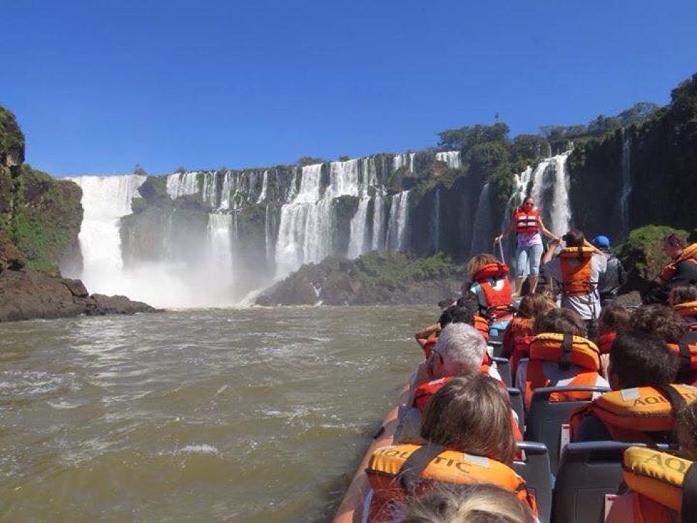 why study in Argentina - wonderful landscapes