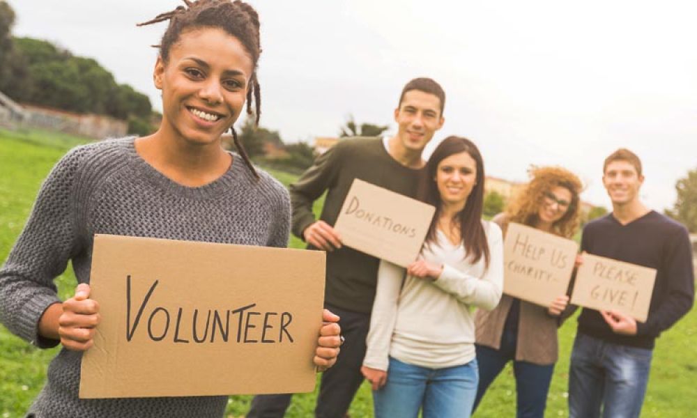 Benefits of volunteering while studying abroad