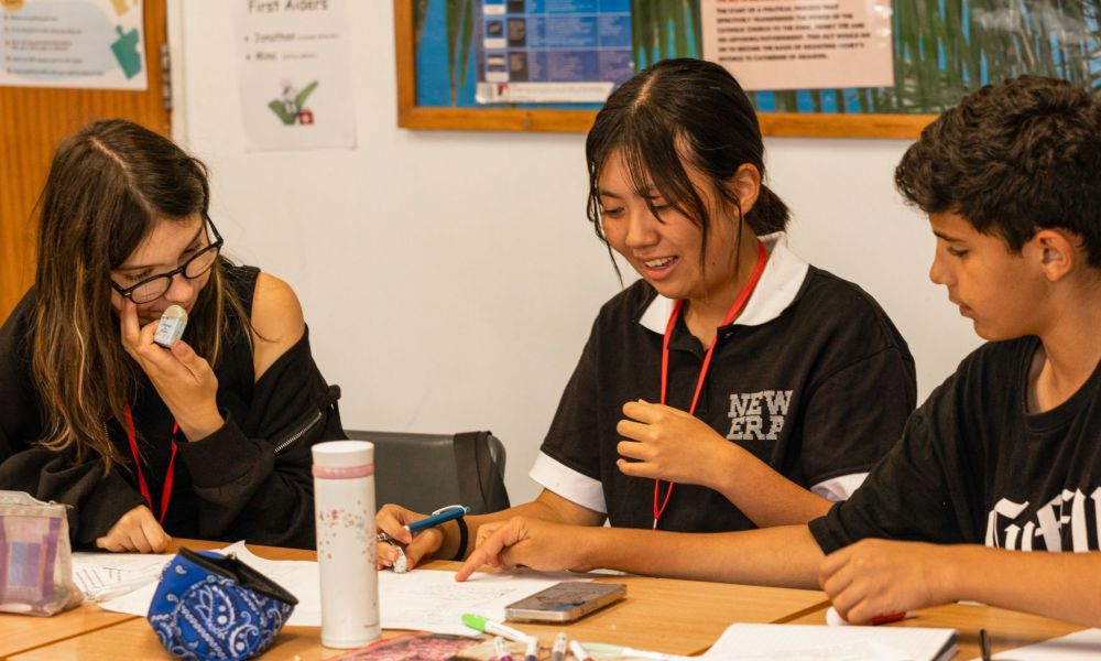 English summer camp London  - interactive learning