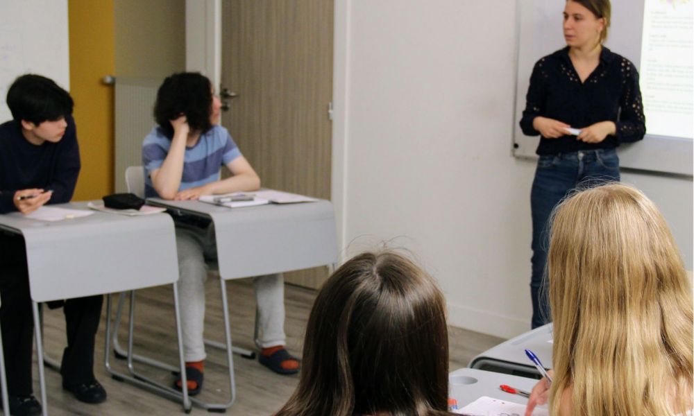 Colônia de Férias em Paris - Aulas de francês