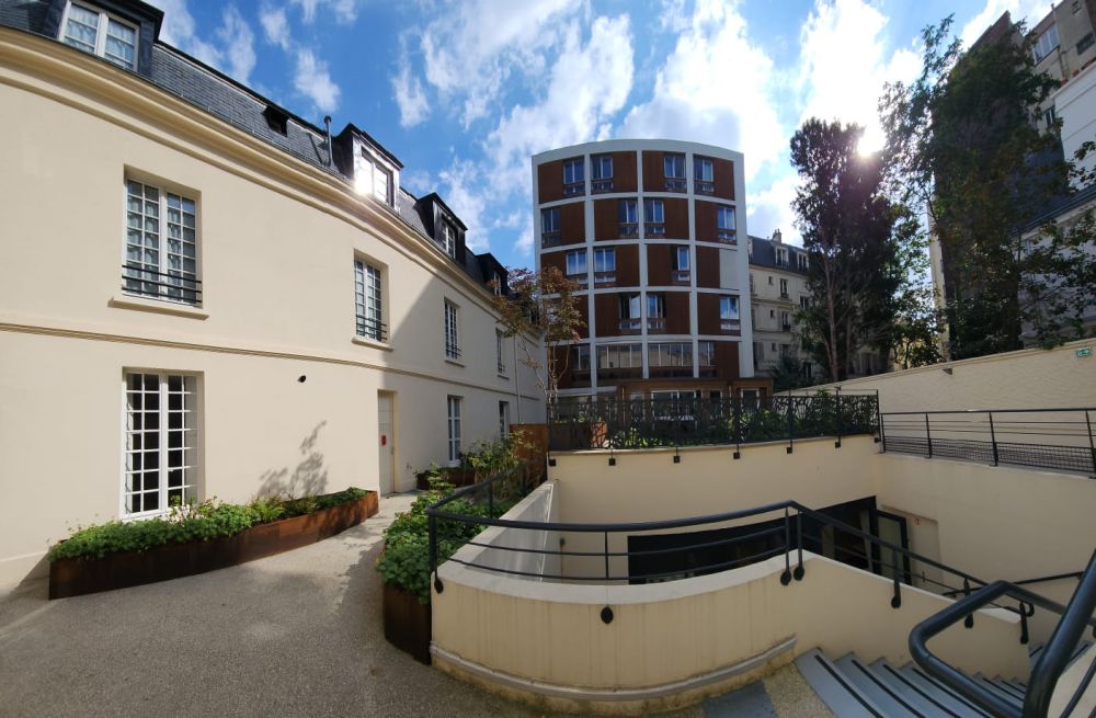 campus during summer camp in Paris