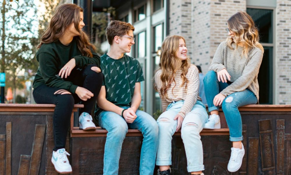 Studenten in gesprek, Cordoba High School