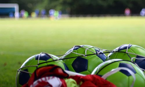 Campamento de verano de fútbol con clases de francés