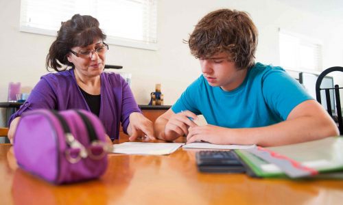 Inmersión en familia Canadá - Clases privadas de francés en Quebec: supervisión cercana de estudiantes jóvenes