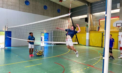 Campamentos de verano Francia - Campamento de voleibol en Francia - Práctica