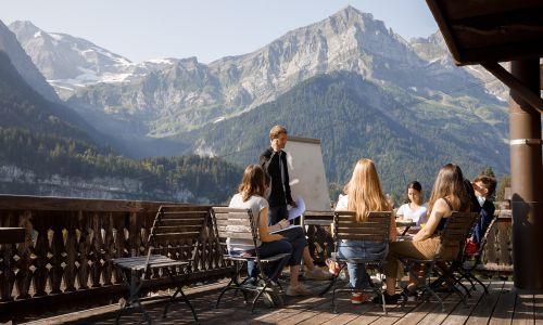 Campamento de verano de francés en Suiza Campamento de verano francés en Suiza - vista desde la terraza