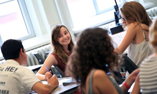 Campamento de verano de francés para adolescentes en Canadá Campamento de verano de francés en Quebec - lecciones de francés en grupo