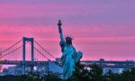 Private English courses in the USA - student exploring new york