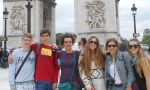 exchange program in Paris - International Students at Champs Elysees 