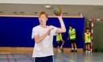 Handball camp in France - throwing the handball