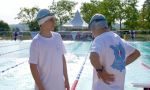 Campamento de verano de natación en Francia - Nadadores conversando