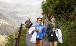 French immersion camp in Switzerland - Walking in the mountains